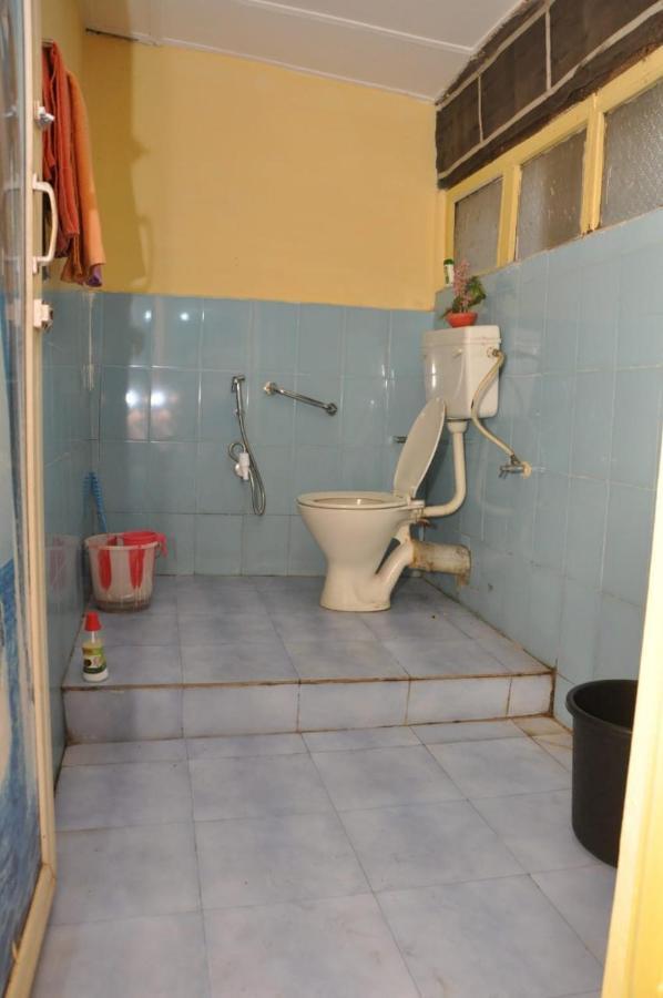Shree Homes- Ac Delux Suite Guwahati Ngoại thất bức ảnh
